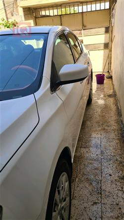 نیسان سێنترا